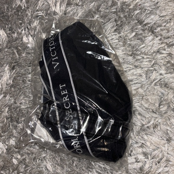 NEW Victoria Secret Logo Cotton Thong Panty - Picture 4 of 4